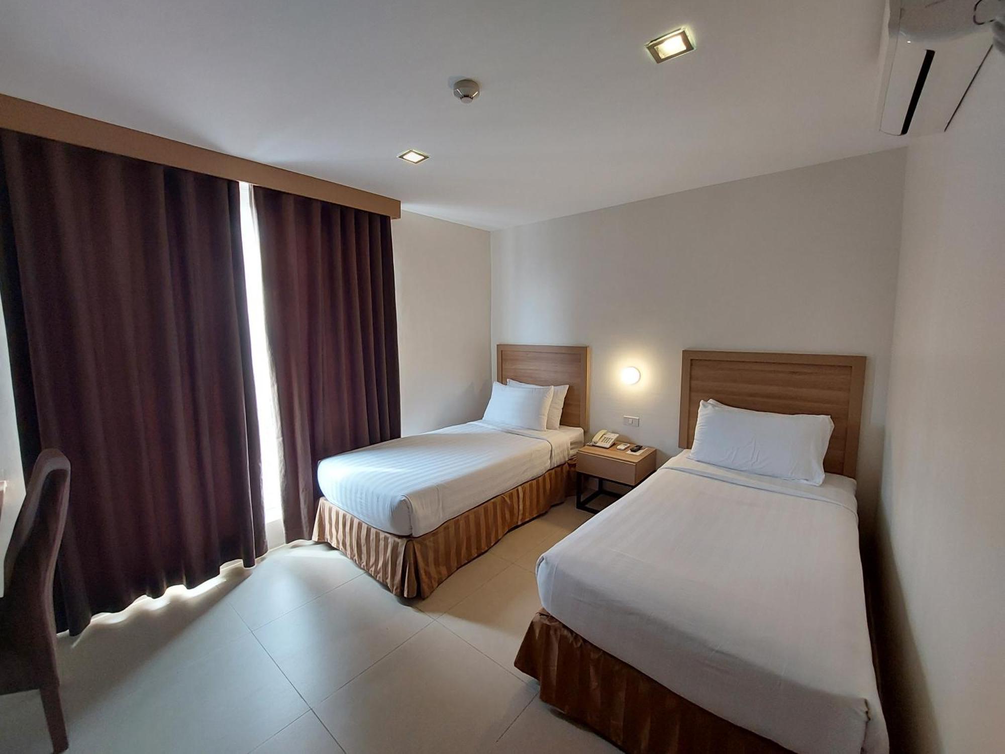 Mango Suites Tuguegarao Esterno foto